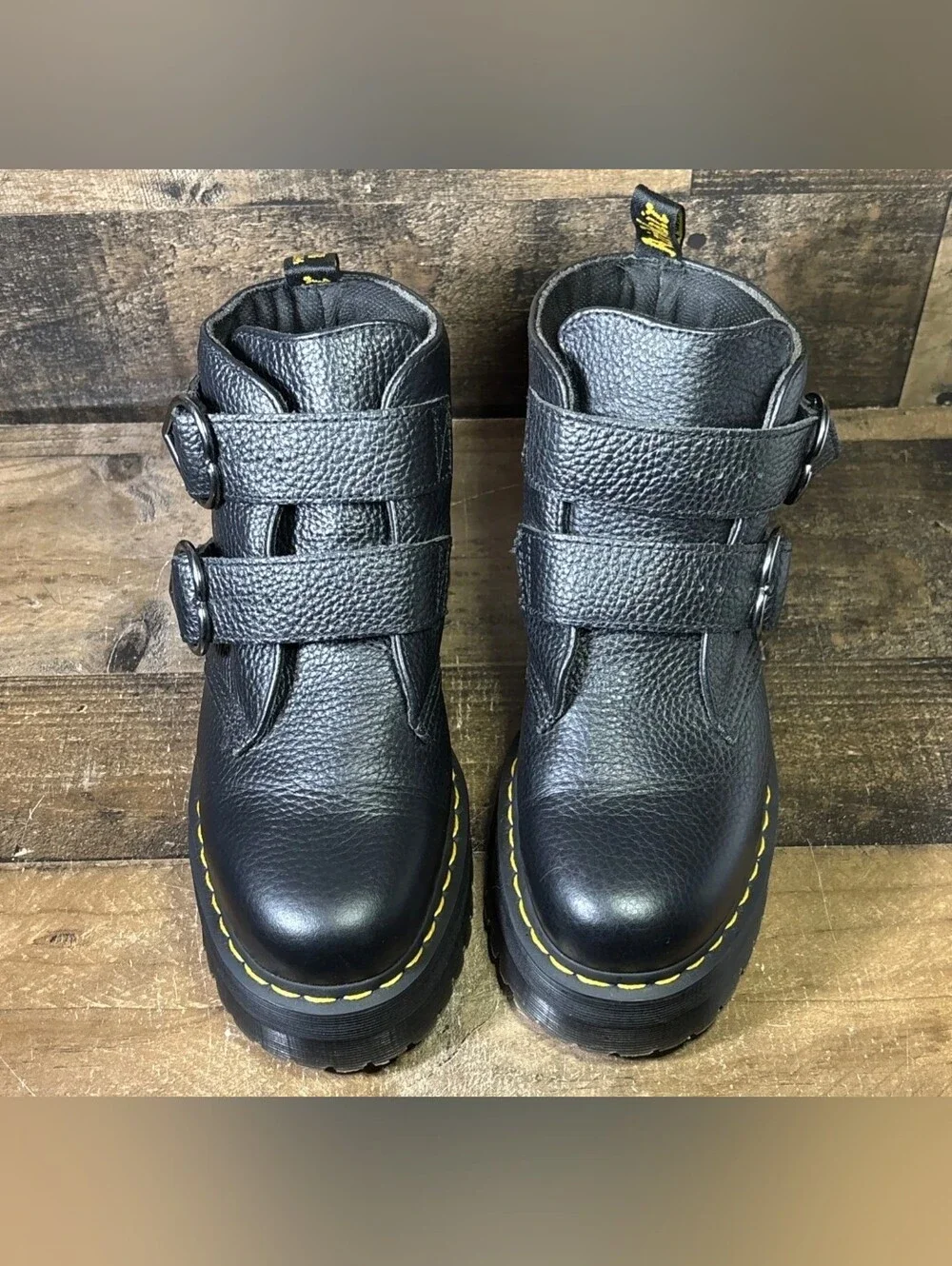 Dr. Martens Devon Heart Black Milled Nappa Platform Ankle Boots Women's Size 10